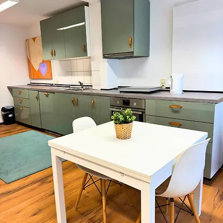 Holiday home Haus Mit Kostenlosen Oeffentlichen Parkplaetzen *