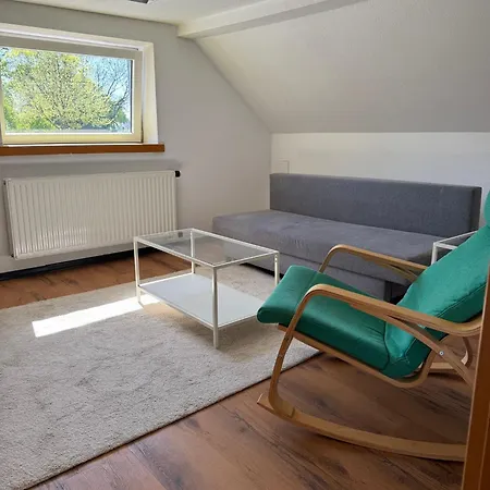 Haus Mit Kostenlosen Oeffentlichen Parkplaetzen Holiday home *