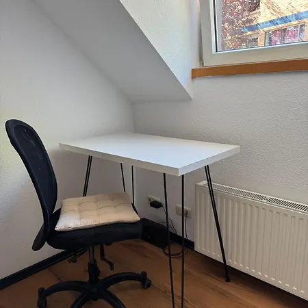 Haus Mit Kostenlosen Oeffentlichen Parkplaetzen Holiday home Cologne